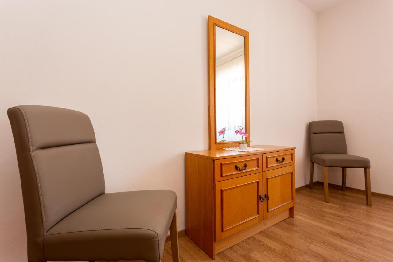Apartment Mira Silo-Krk Luaran gambar