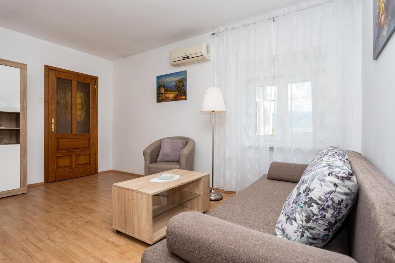 Apartment Mira Silo-Krk Luaran gambar