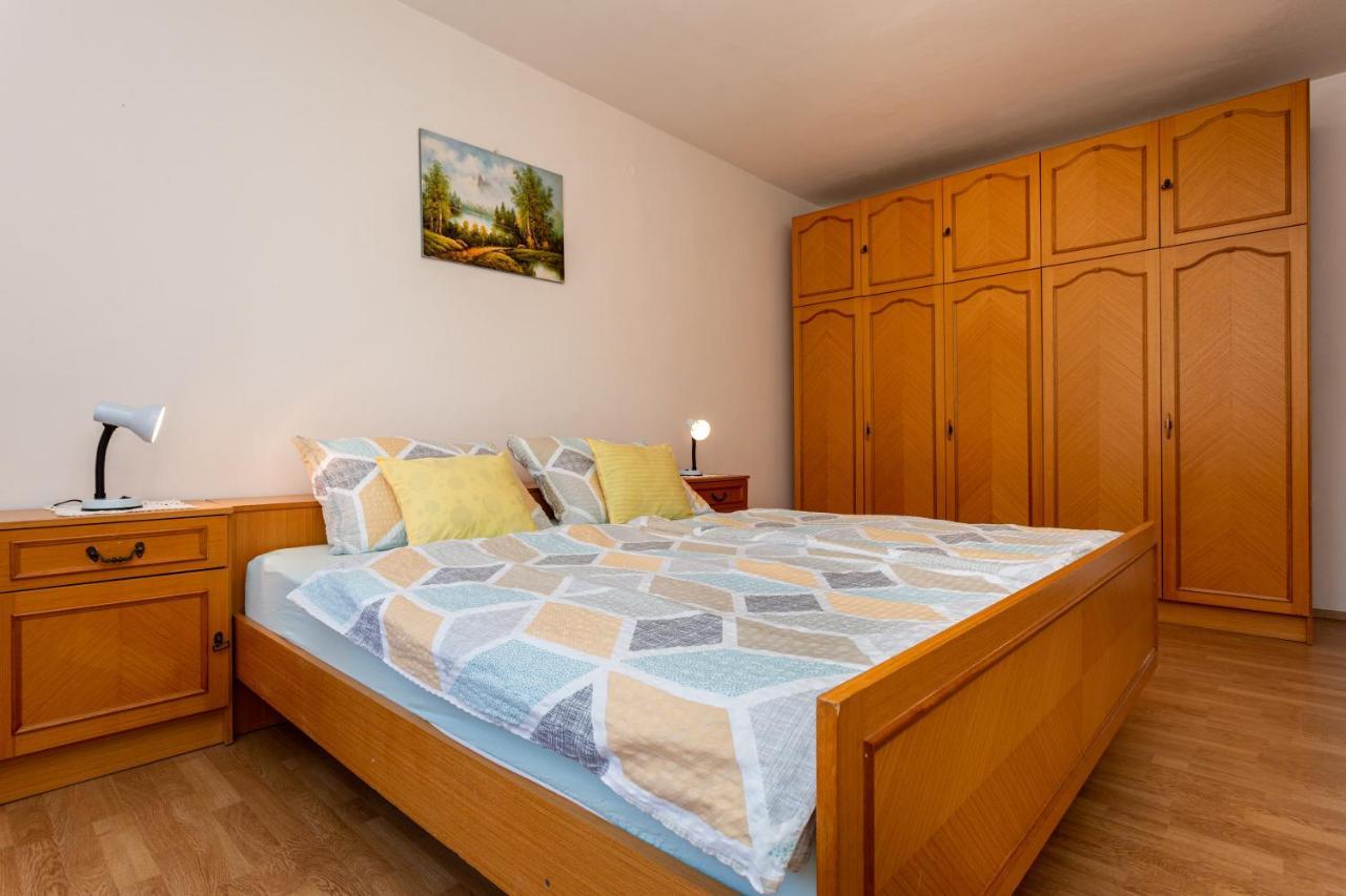 Apartment Mira Silo-Krk Luaran gambar